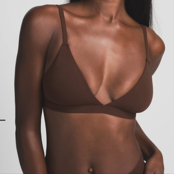 Skims FITS EVERYBODY TRIANGLE Wireless Bra Cocoa Brown XSmall NWT - Picture 3 of 6